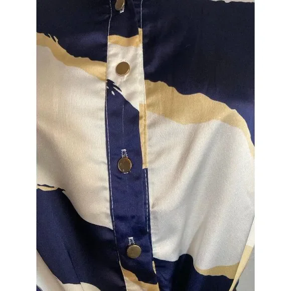 Miss Unni silky button up dress - Picture 5 of 7